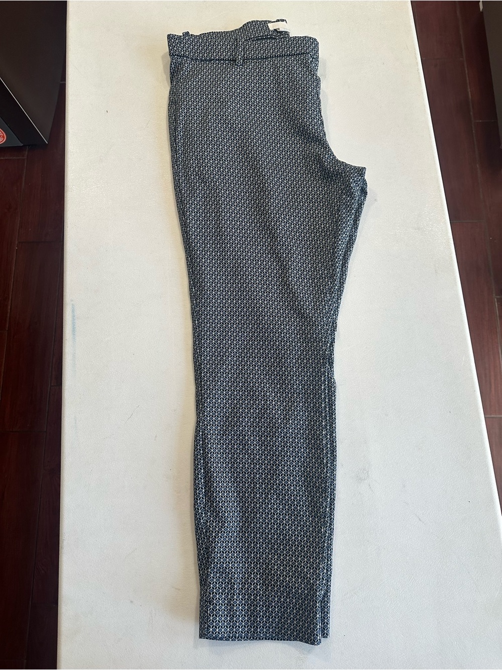 H&M Black, White &Teal Textured Women’s Pants